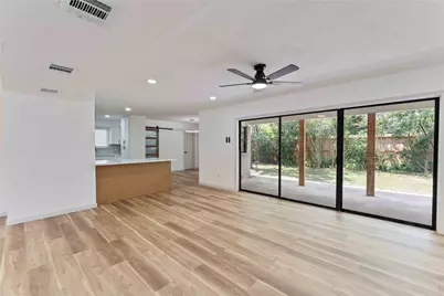 5722 W Bellfort Avenue, Houston, TX 77035 - Photo 31