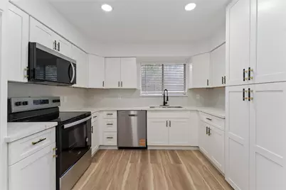 5722 W Bellfort Avenue, Houston, TX 77035 - Photo 23