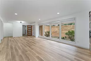 5722 W Bellfort Ave, Houston, TX 77035 - Photo 11