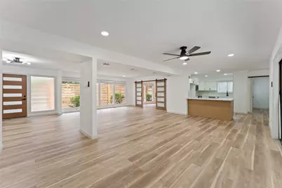 5722 W Bellfort Avenue, Houston, TX 77035 - Photo 15