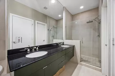 1406 Stanford Street #D, Houston, TX 77019 - Photo 15