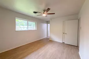 7706 Marinette Dr, Houston, TX 77074 - Photo 25