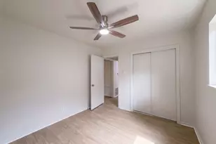 7706 Marinette Dr, Houston, TX 77074 - Photo 23