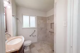 7706 Marinette Dr, Houston, TX 77074 - Photo 13