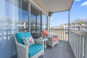 6300 Seawall Blvd, Galveston, TX 77551 - Photo 3