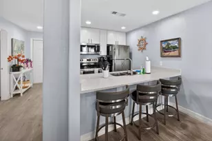 7600 Seawall Blvd, Galveston, TX 77551 - Photo 11