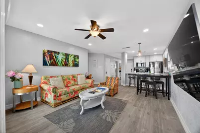 7600 Seawall Boulevard #209, Galveston, TX 77551 - Photo 9