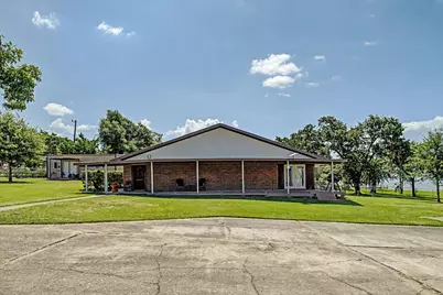 1730 Hillcrest Street, Baytown, TX 77520 - Photo 5