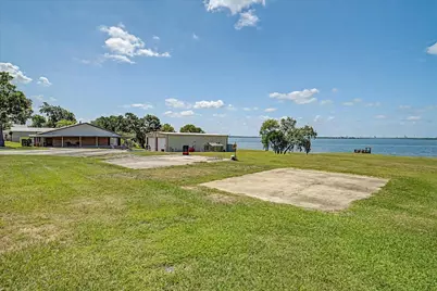 1730 Hillcrest Street, Baytown, TX 77520 - Photo 37