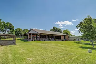 1730 Hillcrest St, Baytown, TX 77520 - Photo 3