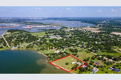 1730 Hillcrest Street, Baytown, TX 77520 - Photo 45