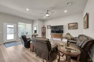 14007 Autumn Crk Ct, Conroe, TX 77384 - Photo 3