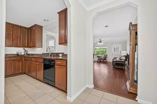 1604 Volterra Ln, League City, TX 77573 - Photo 9