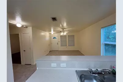 13023 Pleasant Valley Drive, Rosharon, TX 77583 - Photo 9