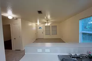 13023 Pleasant Valley Dr, Rosharon, TX 77583 - Photo 9