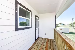 544 Buckskin Dr, Palacios, TX 77465 - Photo 33