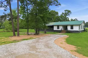 151 County Rd 2319, Dayton, TX 77535 - Photo 5