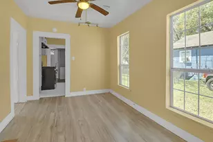 119 E Fayle St, Baytown, TX 77520 - Photo 3