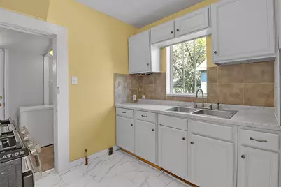 119 E Fayle Street, Baytown, TX 77520 - Photo 5