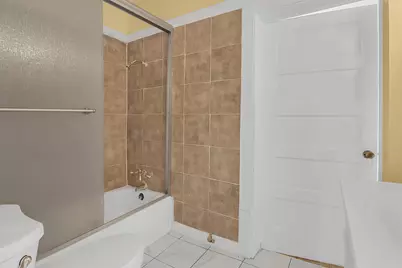 119 E Fayle Street, Baytown, TX 77520 - Photo 7