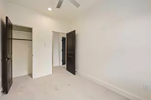 3839 Noah St, Houston, TX 77021 - Photo 27