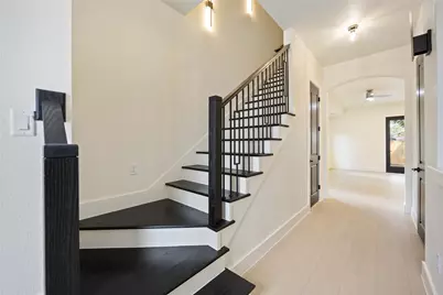 3839 Noah Street #A/B, Houston, TX 77021 - Photo 5