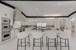 88 W Grand Regency Cir, The Woodlands, TX 77382 - Photo 23