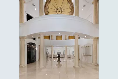 88 W Grand Regency Circle, The Woodlands, TX 77382 - Photo 9