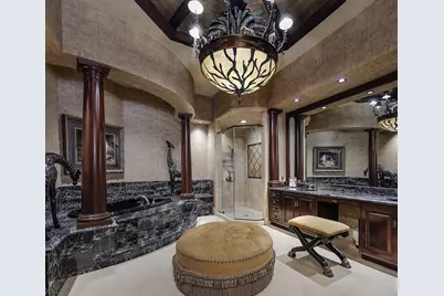 88 W Grand Regency Circle, The Woodlands, TX 77382 - Photo 37