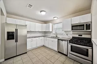 3530 Valerie Ln, Spring, TX 77380 - Photo 11