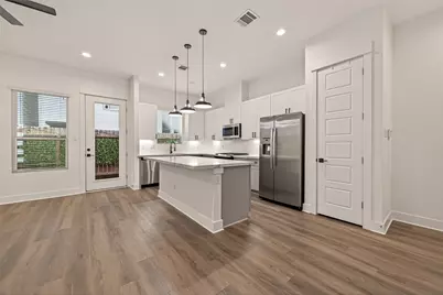 7707 Johanna Park Drive, Houston, TX 77055 - Photo 15