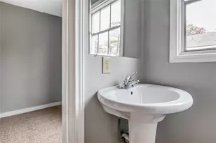 7214 W Knoll St, Houston, TX 77028 - Photo 11