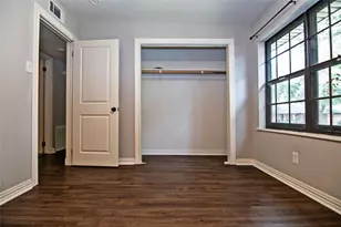 2410 Valley Dr, Brenham, TX 77833 - Photo 9