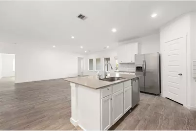 6931 Dell Vista Drive, Rosenberg, TX 77469 - Photo 17