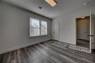 1311 Higgins St, Brenham, TX 77833 - Photo 3