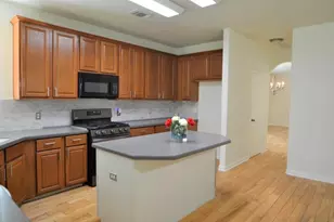 2110 Banfield Ct, Richmond, TX 77469 - Photo 11