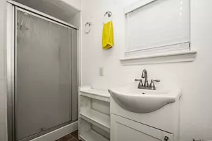 131 5th St, San Leon, TX 77539 - Photo 17