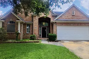 3302 E Cedar Hollow Dr, Pearland, TX 77584 - Photo 1