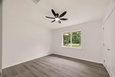 18219 Kings Lynn Street, Webster, TX 77058 - Photo 19