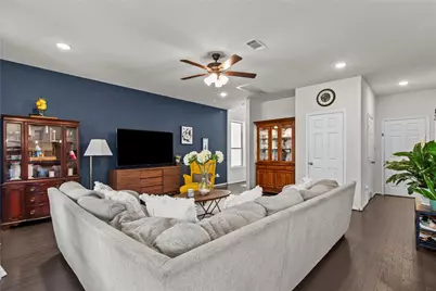 4012 Delta Rose, Houston, TX 77018 - Photo 5