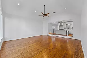 1534 Dorothy St, Houston, TX 77008 - Photo 3