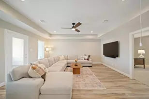 911 W 35th St, Houston, TX 77018 - Photo 35