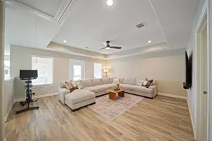 911 W 35th St, Houston, TX 77018 - Photo 41