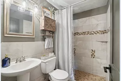 1702 16th Ave N, Texas City, TX 77590 - Photo 13