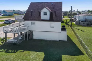 4022 Mason Dr, Galveston, TX 77554 - Photo 11