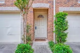 8715 Meadowcroft Dr, Houston, TX 77063 - Photo 3