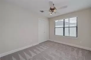 8715 Meadowcroft Dr, Houston, TX 77063 - Photo 11