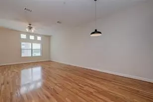8715 Meadowcroft Dr, Houston, TX 77063 - Photo 7
