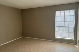 12500 Sandpiper Dr, Houston, TX 77035 - Photo 7