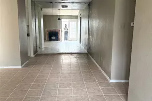 12500 Sandpiper Dr, Houston, TX 77035 - Photo 3